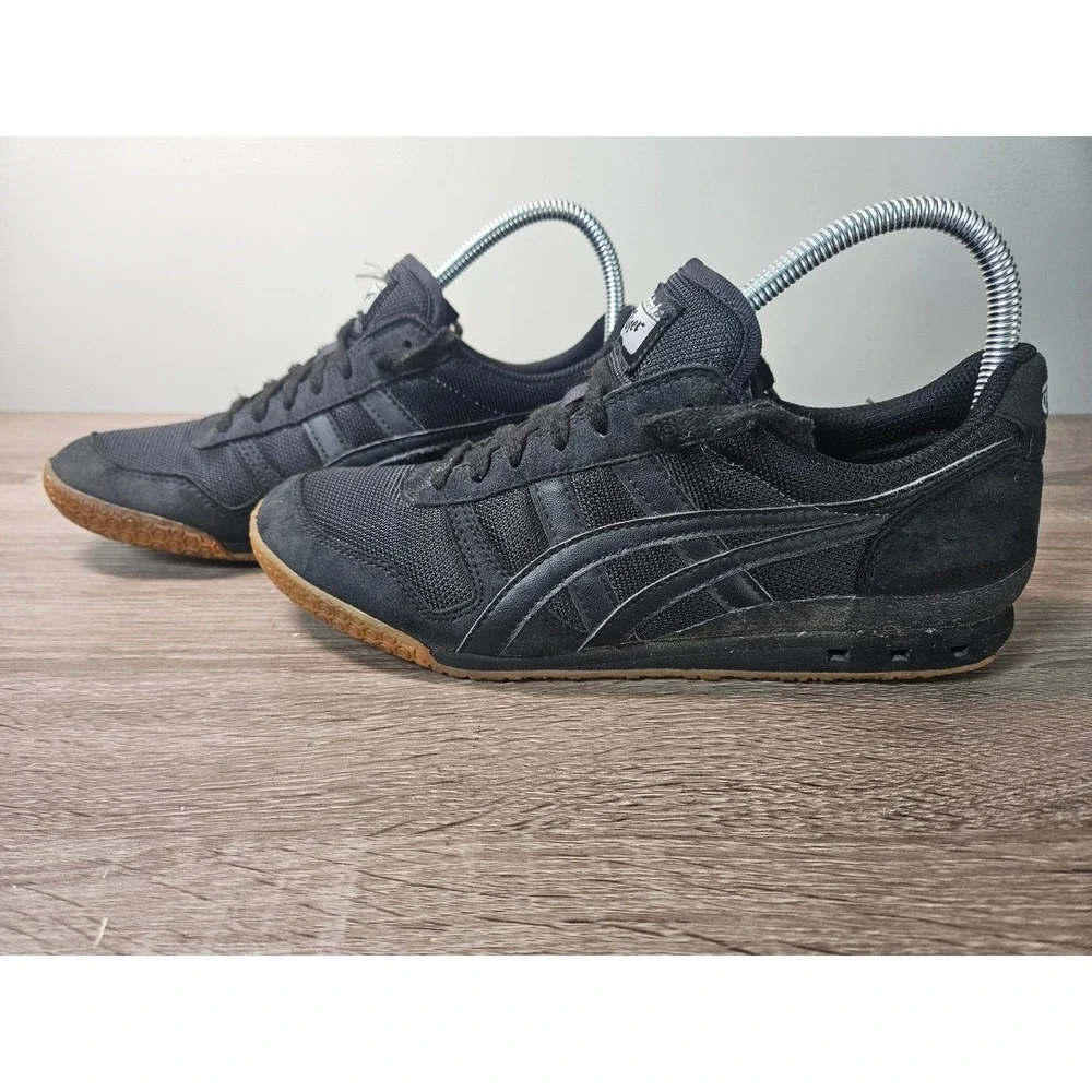 Onitsuka Tiger Ultimate 81 Black Gum Sneakers Mens 6.5 Womens 8 D626N Low Top